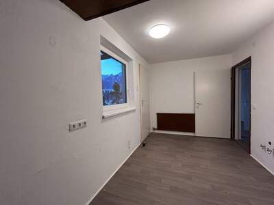 Altbauwohnung mit Balkon kaufen in 6094 Axams (Bild 5)