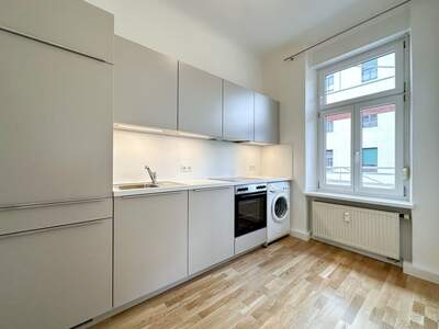 Altbauwohnung kaufen in 8020 Graz (Bild 2)