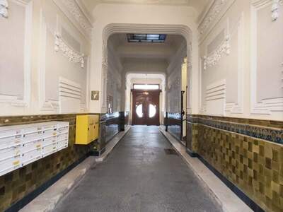 Altbauwohnung mit Balkon kaufen in 1070 Wien (Bild 5)