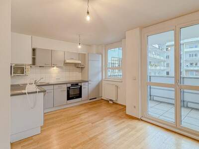 Wohnung mit Balkon mieten in 1080 Wien (Bild 2)