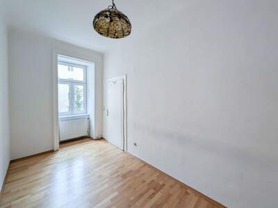 Altbauwohnung kaufen in 1200 Wien (Bild 3)