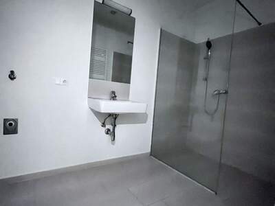 Altbauwohnung kaufen in 1170 Wien (Bild 2)