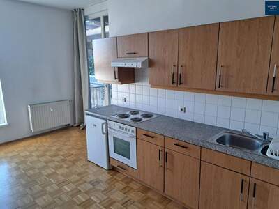 Altbauwohnung mit Balkon mieten in 8010 Graz (Bild 4)