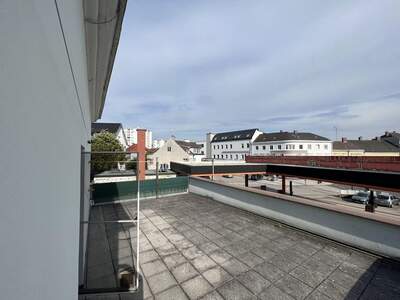 Altbauwohnung mieten in 4600 Wels (Bild 2)