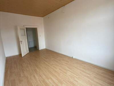 Altbauwohnung mit Balkon mieten in 8600 Bruck an der Mur (Bild 4)