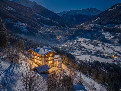 Gastronomie und Wohnung kaufen in 5640 Bad Gastein (Bild 1)