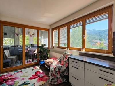 Altbauwohnung mit Balkon kaufen in 9582 Latschach (Bild 2)