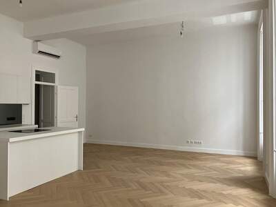 Altbauwohnung mit Balkon mieten in 1010 Wien (Bild 5)