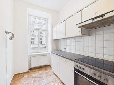 Altbauwohnung kaufen in 1070 Wien (Bild 2)