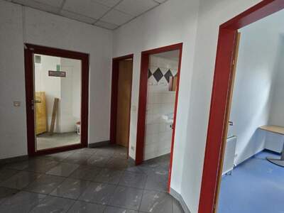 Gewerbeobjekt mieten in 3425 Langenlebarn