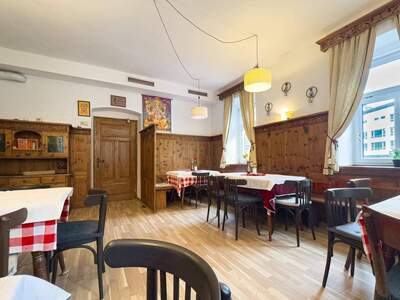 Gewerbeobjekt mieten in 6380 St. Johann