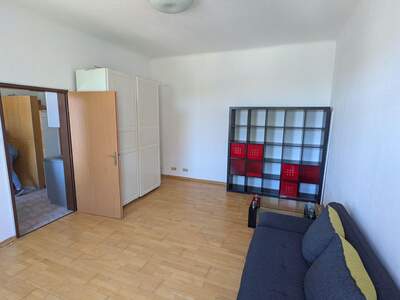 Altbauwohnung kaufen in 1160 Wien (Bild 2)