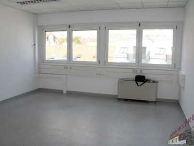 Büro / Praxis mieten in 3100 St. Pölten (Bild 2)
