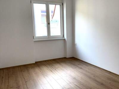 Altbauwohnung mit Balkon mieten in 8680 Mürzzuschlag (Bild 5)