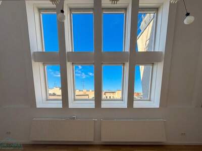 Altbauwohnung mit Balkon mieten in 1070 Wien (Bild 4)