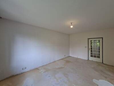 Wohnung mit Balkon kaufen in 1130 Wien (Bild 2)