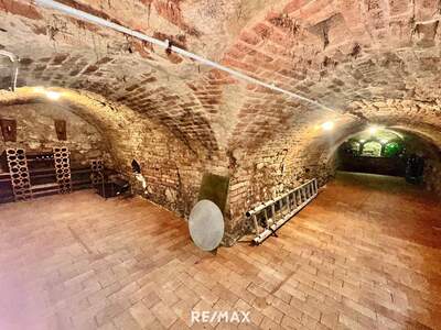 Gewerbeobjekt kaufen in 2170 Kleinhadersdorf