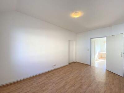 Altbauwohnung kaufen in 8010 Graz (Bild 3)