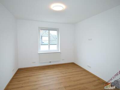 Wohnanlage kaufen in 2700 Wr. Neustadt (Bild 4)