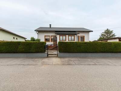 Einfamilienhaus kaufen in 2425 Nickelsdorf (Bild 1)