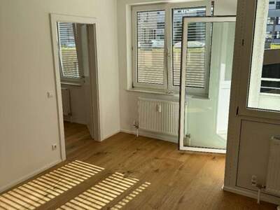 Altbauwohnung mit Balkon kaufen in 5020 Salzburg (Bild 2)