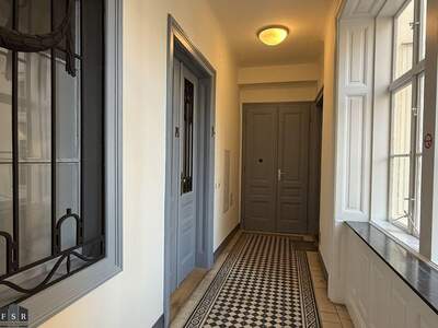 Altbauwohnung kaufen in 1050 Wien (Bild 3)