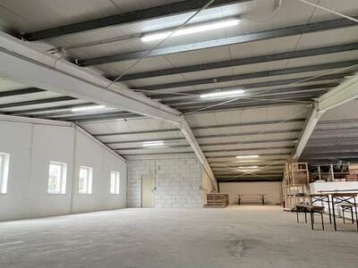 Gewerbeobjekt mieten in 4771 Sigharting