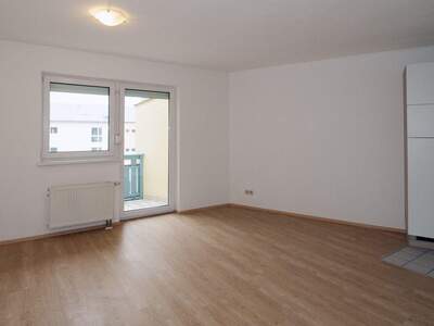 Wohnung mit Balkon mieten in 4910 Ried