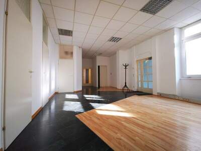 Büro / Praxis mieten in 1150 Wien (Bild 2)