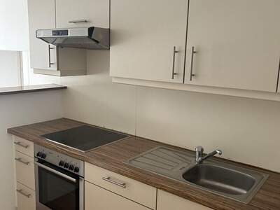Altbauwohnung mit Balkon kaufen in 8020 Graz (Bild 4)