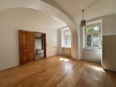 Altbauwohnung kaufen in 8010 Graz (Bild 1)