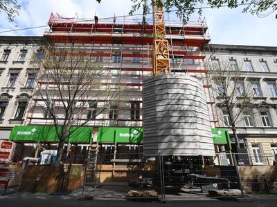 Altbauwohnung kaufen in 1160 Wien (Bild 2)