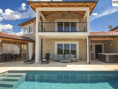 Haus kaufen in 52440 Porec (Bild 1)