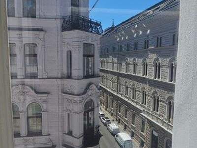 Altbauwohnung mieten in 1010 Wien (Bild 1)