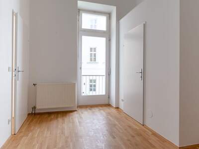 Altbauwohnung mit Balkon mieten in 8010 Graz (Bild 4)