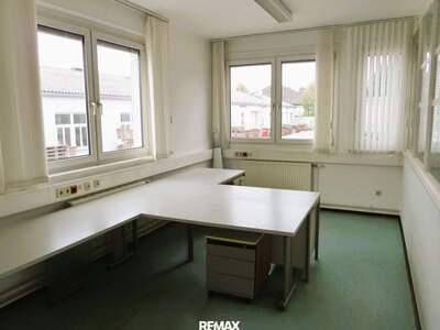 Gewerbeobjekt mieten in 2104 Spillern (Bild 2)
