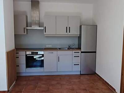 Office / Business provisionsfrei mieten in 6235 Reith