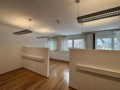 Bürozentrum mieten in 4551 Ried