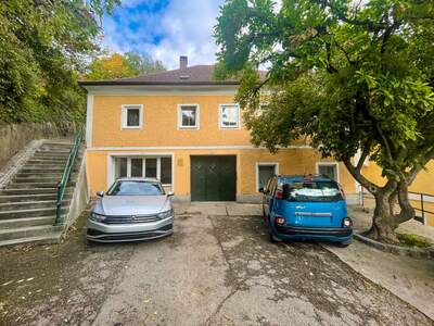 Mehrfamilienhaus kaufen in 4650 Lambach