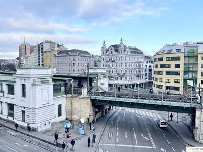 Altbauwohnung mit Balkon kaufen in 1150 Wien