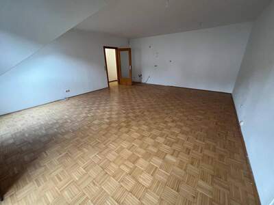 Wohnung kaufen in 4663 Laakirchen