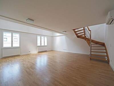 Altbauwohnung mieten in 1010 Wien (Bild 1)