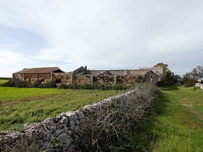 Haus mit Garten kaufen in 73100 Lecce (Bild 1)
