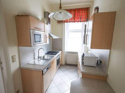 Altbauwohnung kaufen in 1040 Wien (Bild 1)