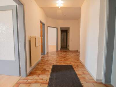 Altbauwohnung mit Balkon mieten in 9100 Völkermarkt (Bild 4)