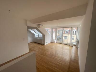 Altbauwohnung mit Balkon mieten in 8430 Leibnitz (Bild 2)