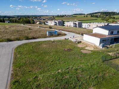 Grundstück kaufen in 5121 Ostermiething