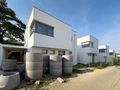 Haus mit Garten kaufen in 7100 Neusiedl