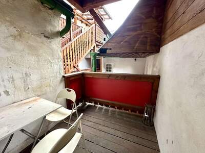 Altbauwohnung mit Balkon mieten in 8020 Graz (Bild 2)