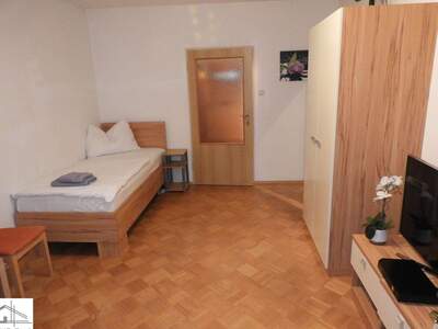 Altbauwohnung mit Balkon kaufen in 4600 Wels (Bild 1)